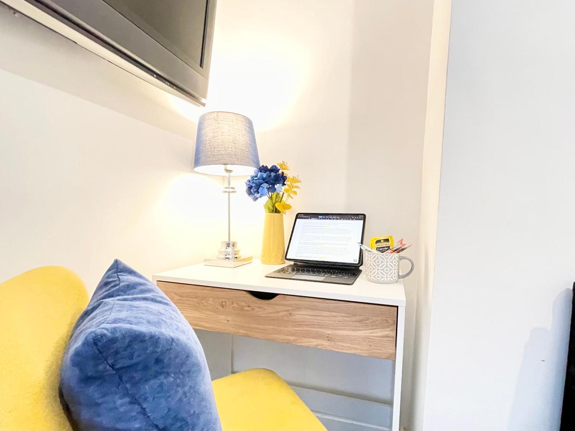 Sandringham House Serviced Rooms Hartlepool Exterior photo